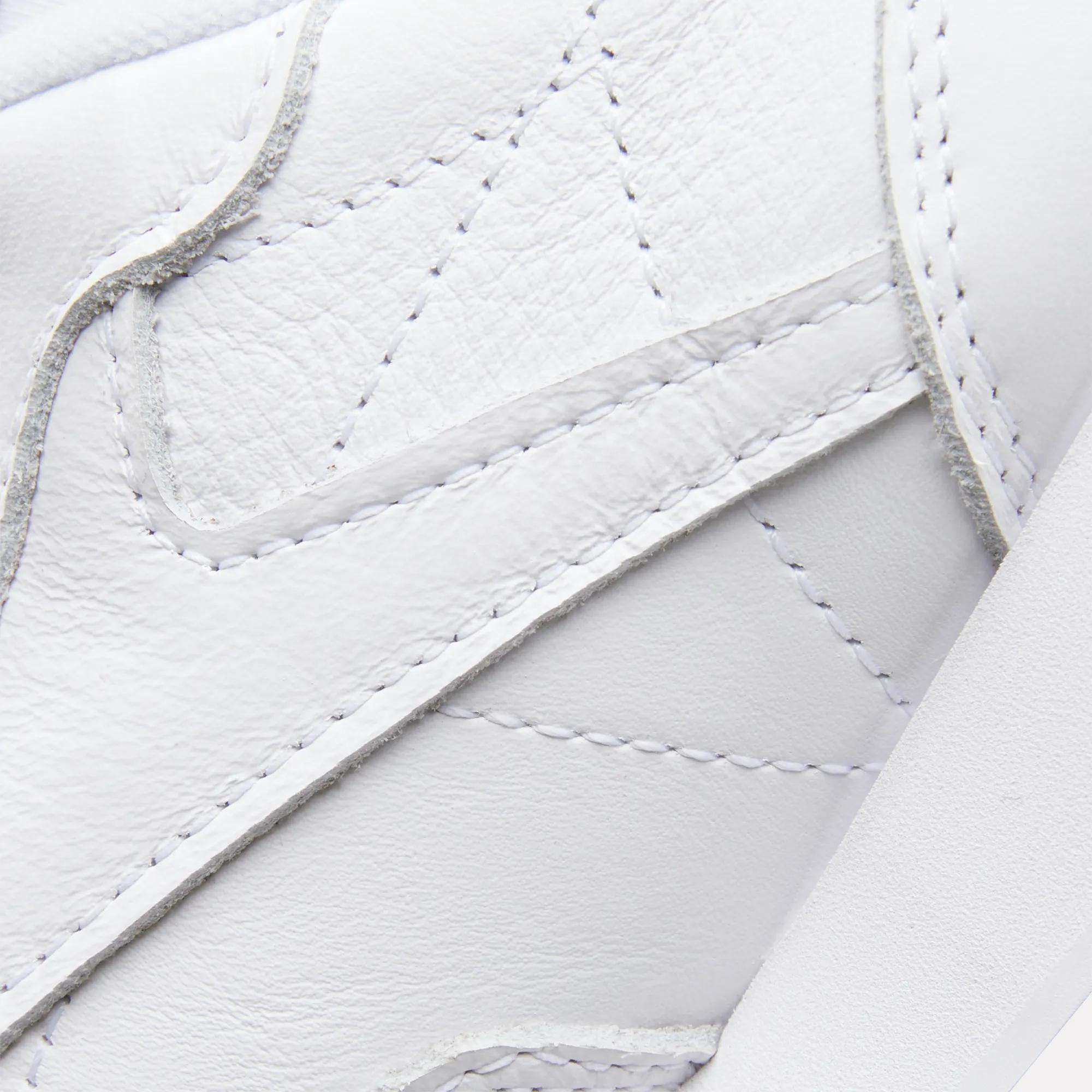 Women's Classic Leather Shoes - Image 7