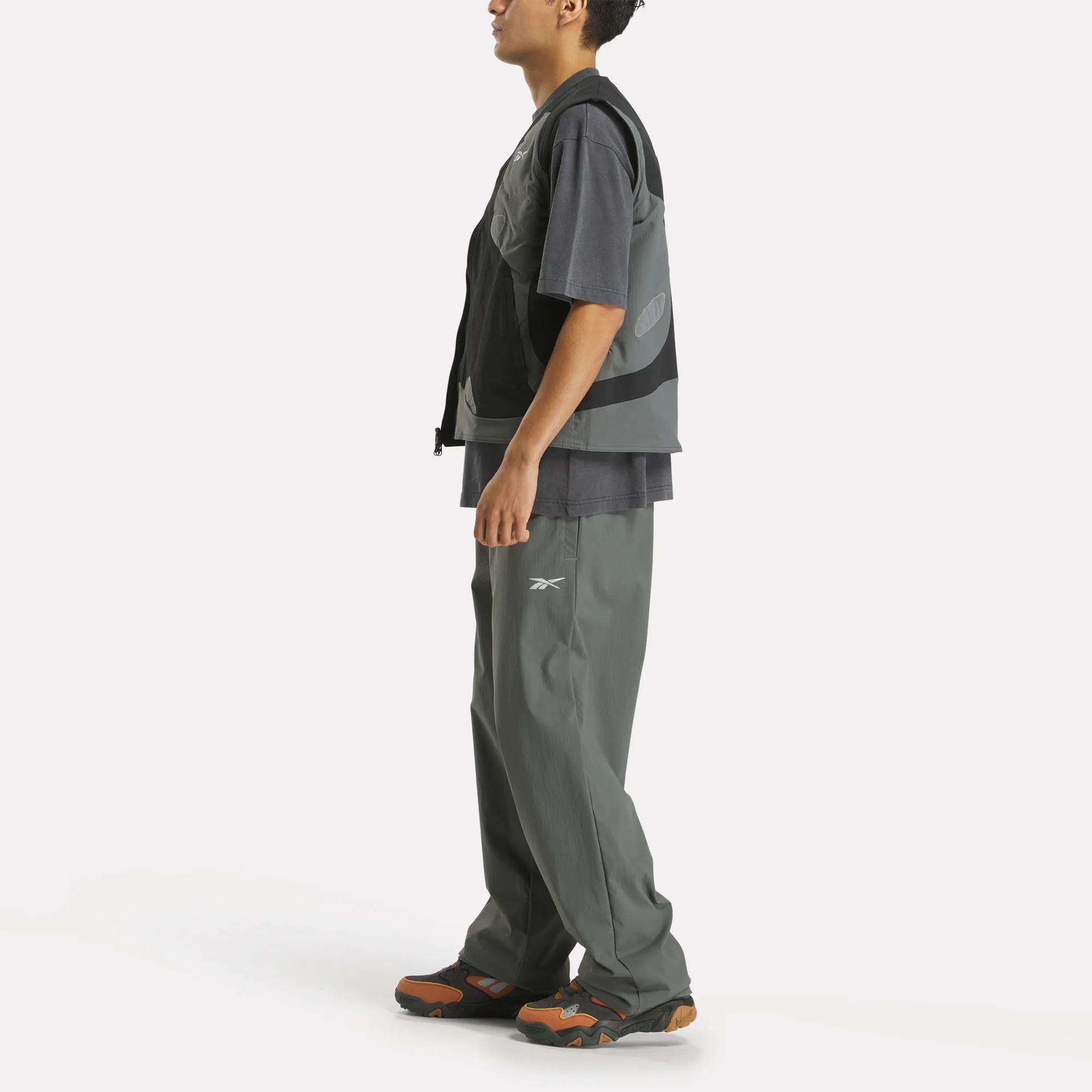 Reebok x MARKET Reversible Vest - Image 2