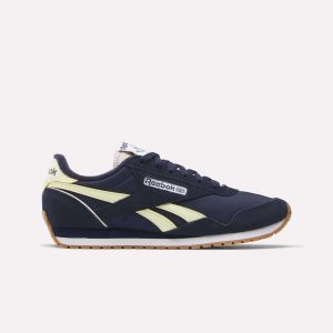 Women's Classic AZ Shoes