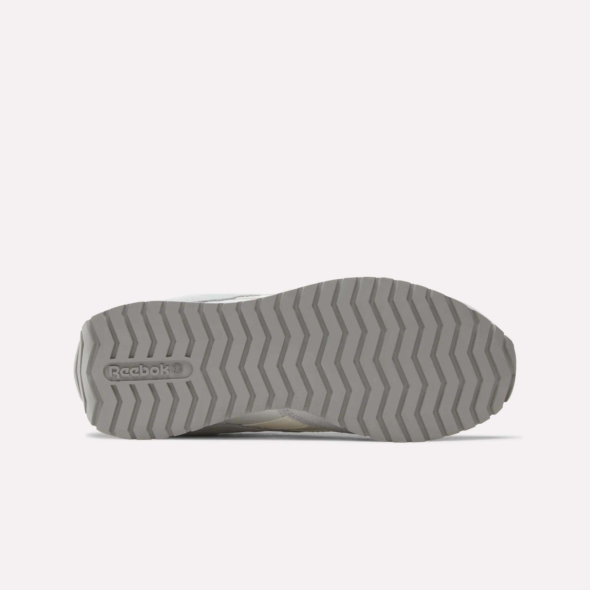 Women's Classic AZ Shoes - Image 5