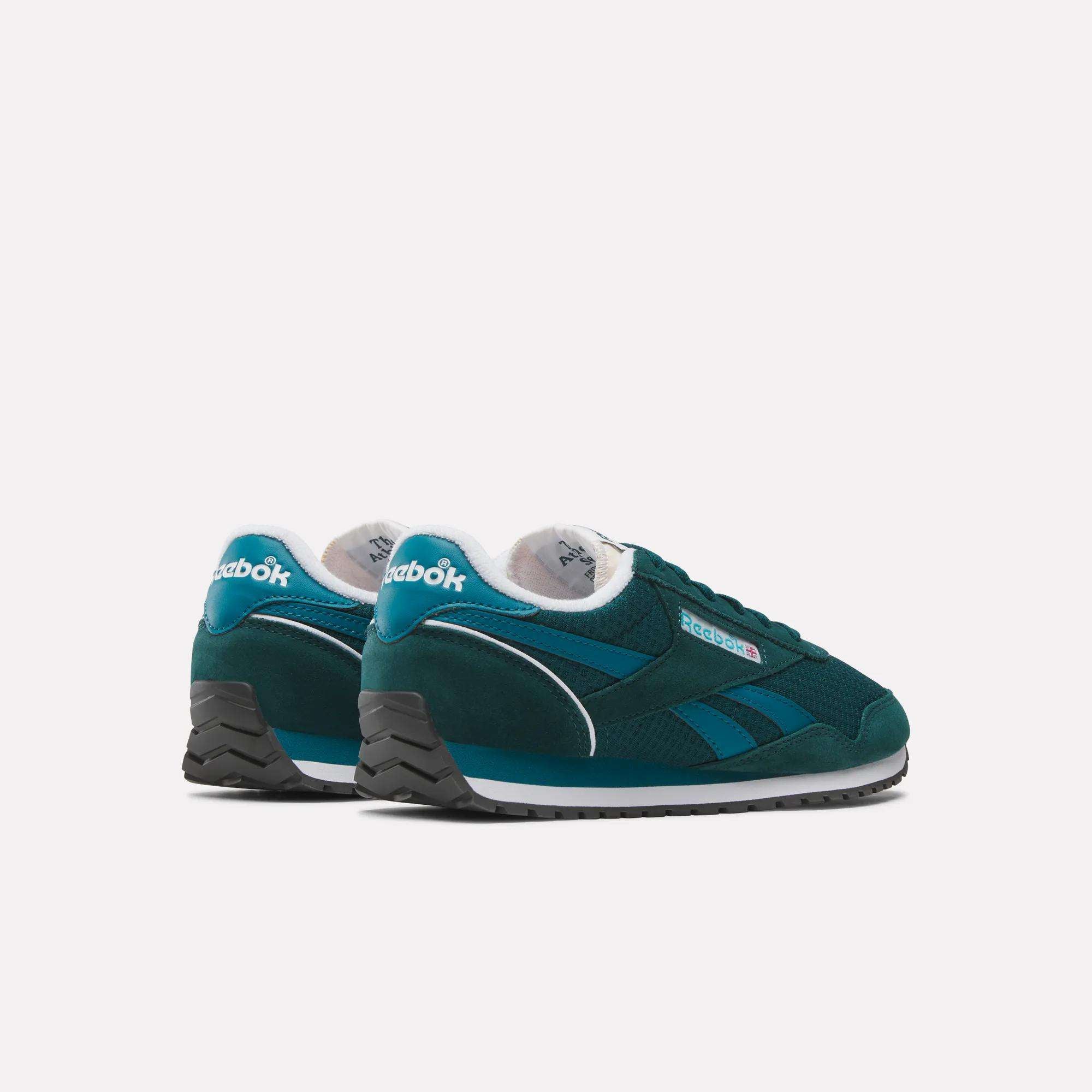 Women's Classic AZ Shoes - Image 3