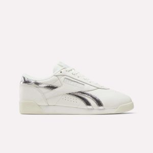 Women's Freestyle Lo Shoes