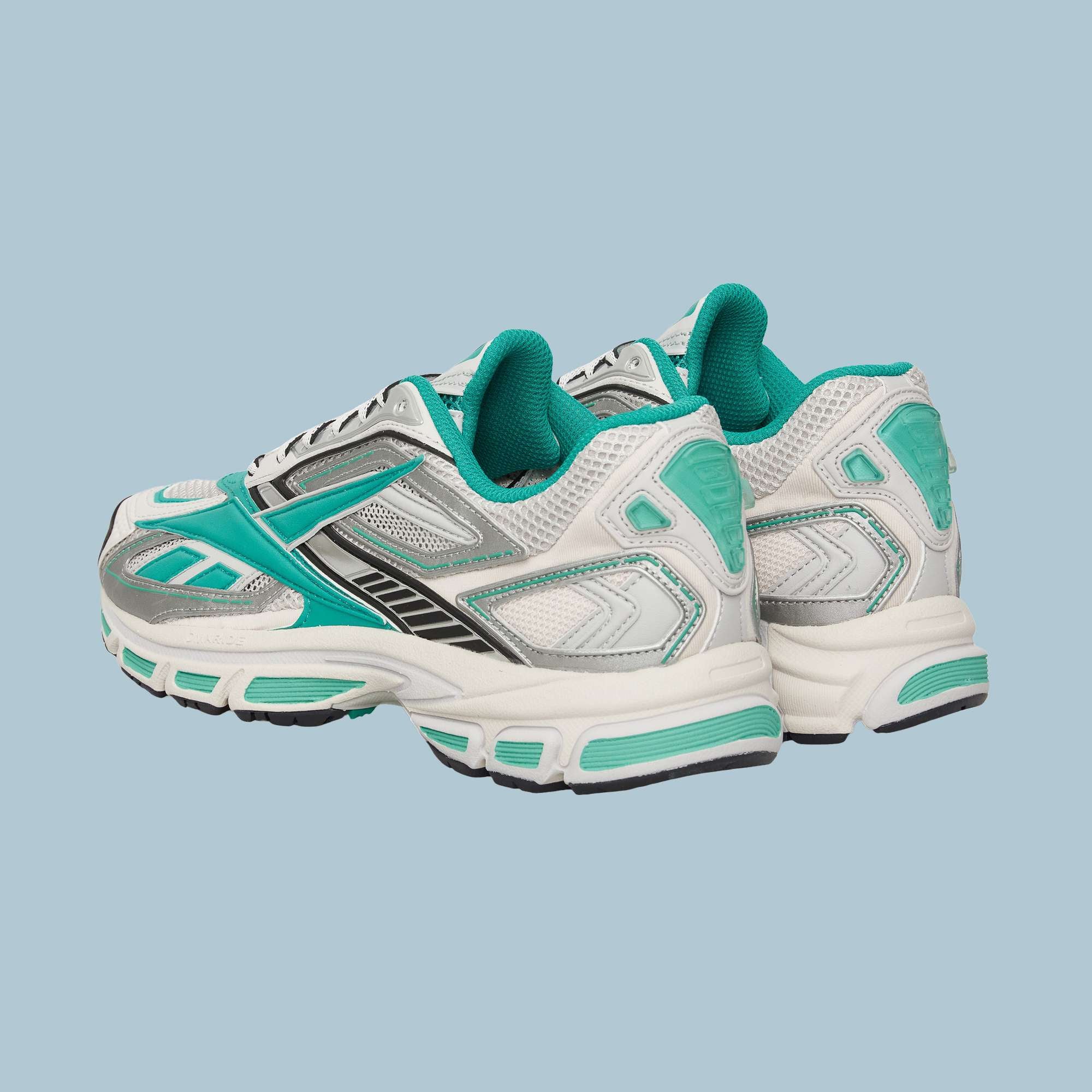 Premier Road Ultra Shoes - Image 4