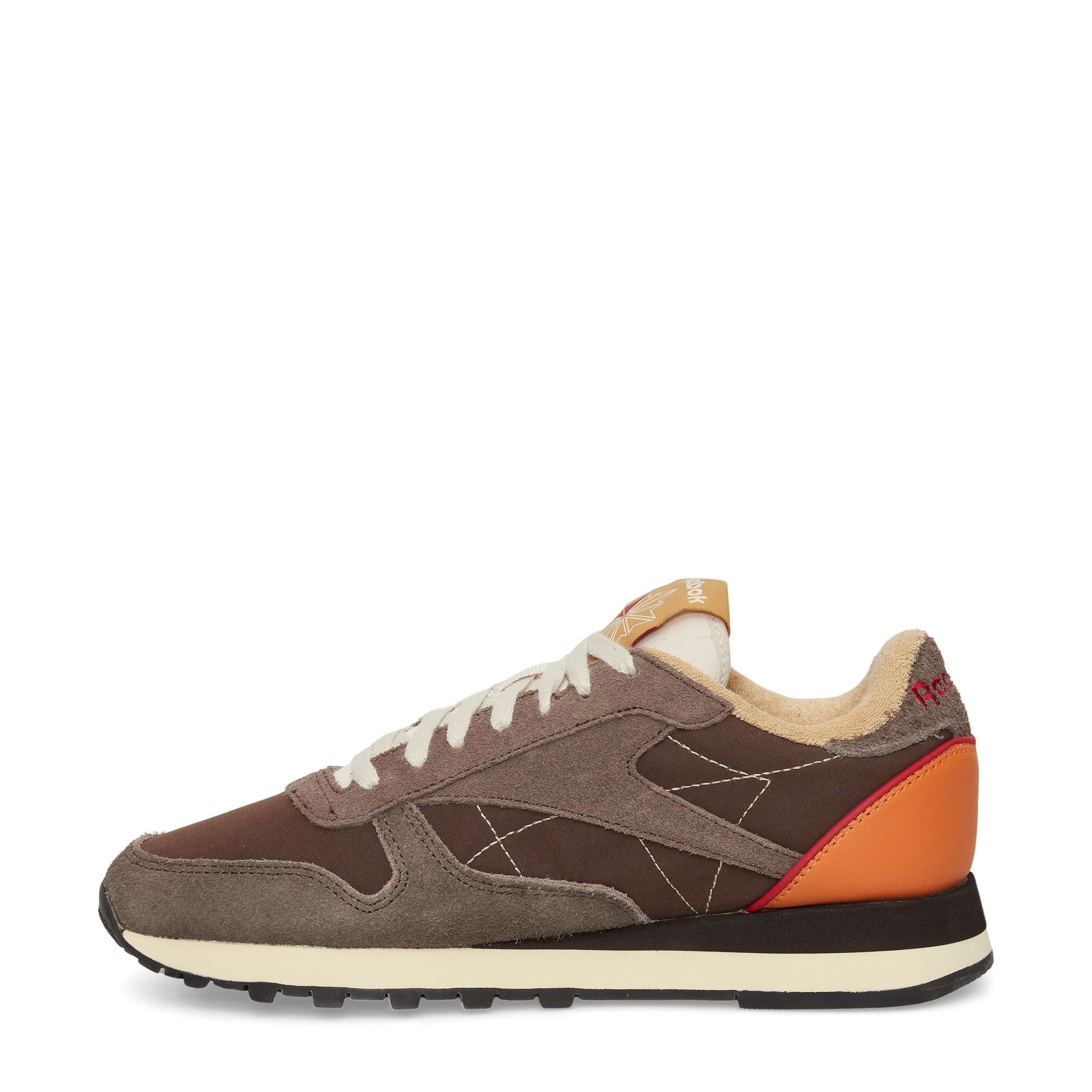 Classic Leather Premium LTD Shoes - Image 4